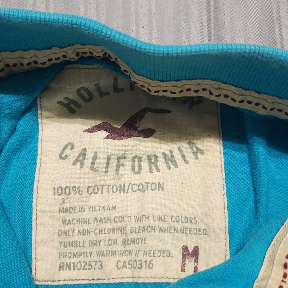 Hollister Polo Shirt Mens Medium Blue Short Sleeve 100% Cotton Embroidered Logo - Picture 3 of 10